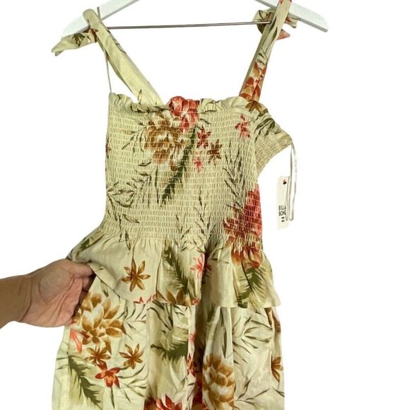 NWT Billabong Hold Tight Floral-Print Smocked Romper, Women's Medium - Picture 7 of 16